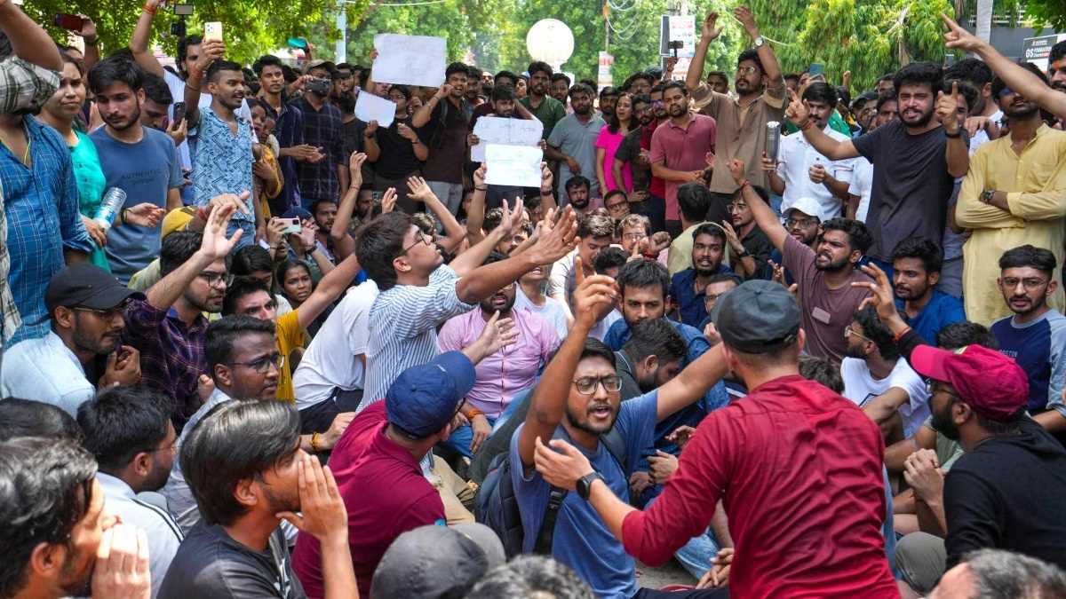 दिल्ली यूपीएससी कोचिंग सेंटर मामला : मांगें पूरी न होने पर छात्र करेंगे भूख हड़ताल